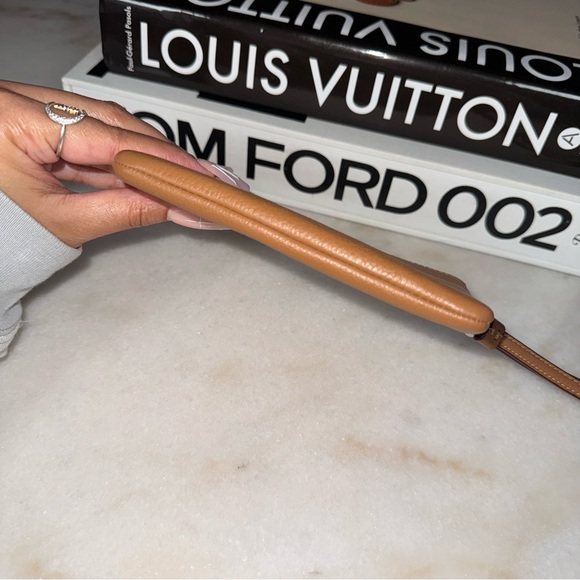 Coach 1941 Varsity Logo Pebbled Leather Zip Wristlet Pouch in Light Saddle Tan - Picture 7 of 7